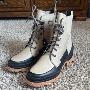 Sorel Brex Lace Boot